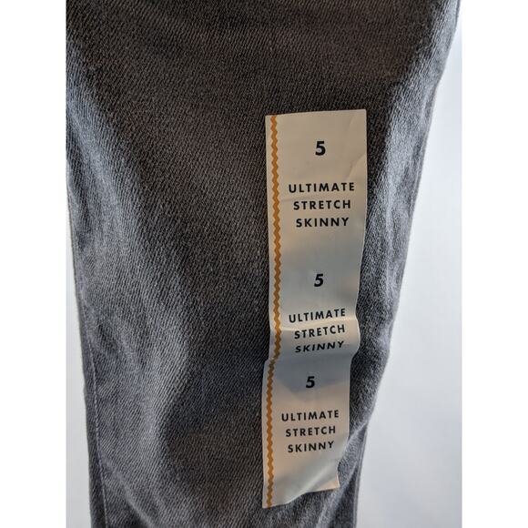 Cat & Jack Skinny Jeans Girls 5‎ Ultimate Stretch Gray Denim Comfortable Kids - Picture 4 of 7